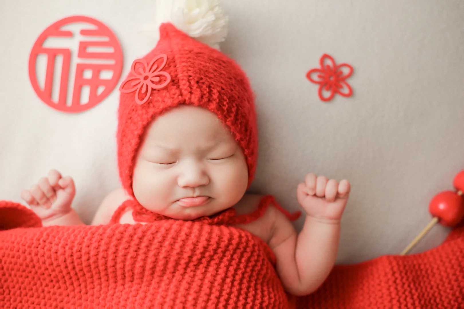 周孕期胎儿发育大揭秘：孕期肚疼如何缓解？