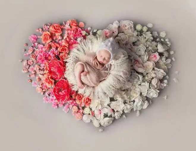 揭秘婴儿消化不良背的因：探寻宝宝不适的根源